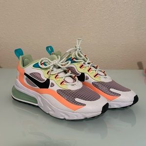 Nike Air Max 270 React SE